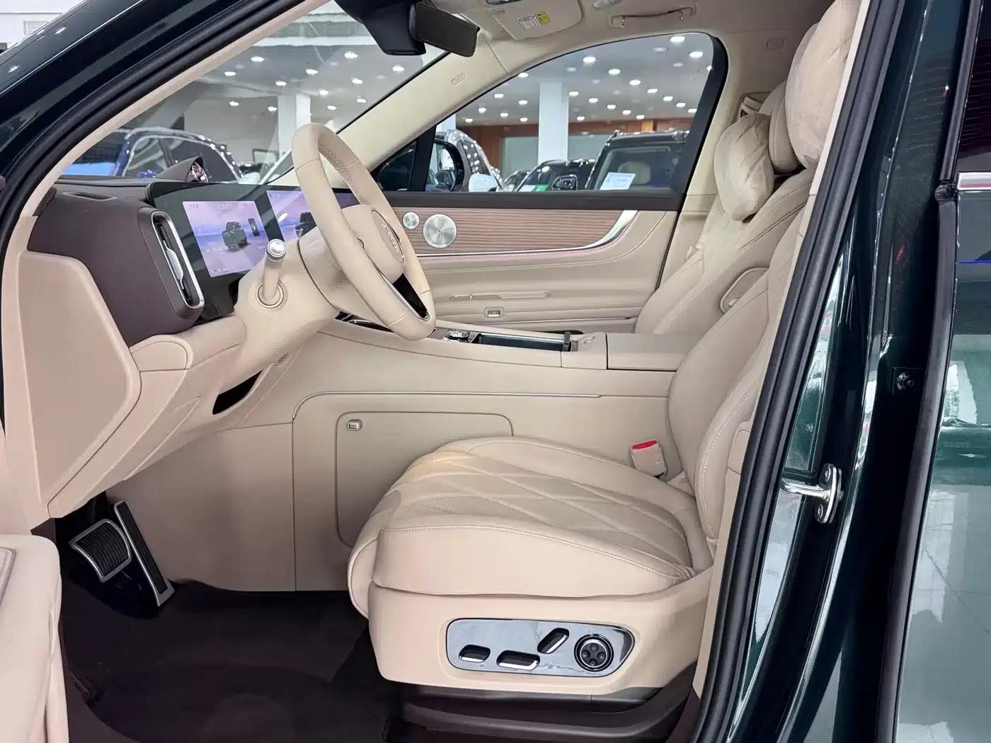 Wenjie M9 2025 Pure Electric Ultra Edition 100kWh 6-Seat Version (192-line LiDAR) — миниатюра 7