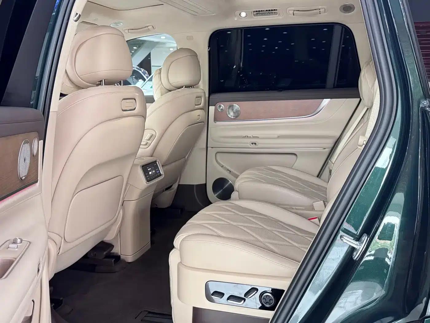 Wenjie M9 2025 Pure Electric Ultra Edition 100kWh 6-Seat Version (192-line LiDAR) — миниатюра 8