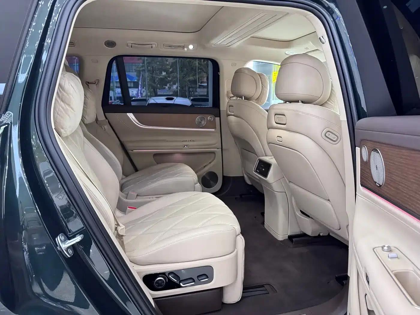 Wenjie M9 2025 Pure Electric Ultra Edition 100kWh 6-Seat Version (192-line LiDAR) — миниатюра 10