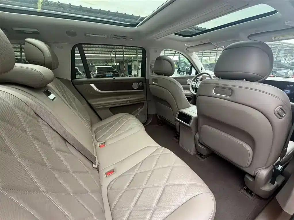 Wenjie M9 2025 Extended Range Ultra Edition 52kWh 5-Seat Version (192-line LiDAR) — миниатюра 6