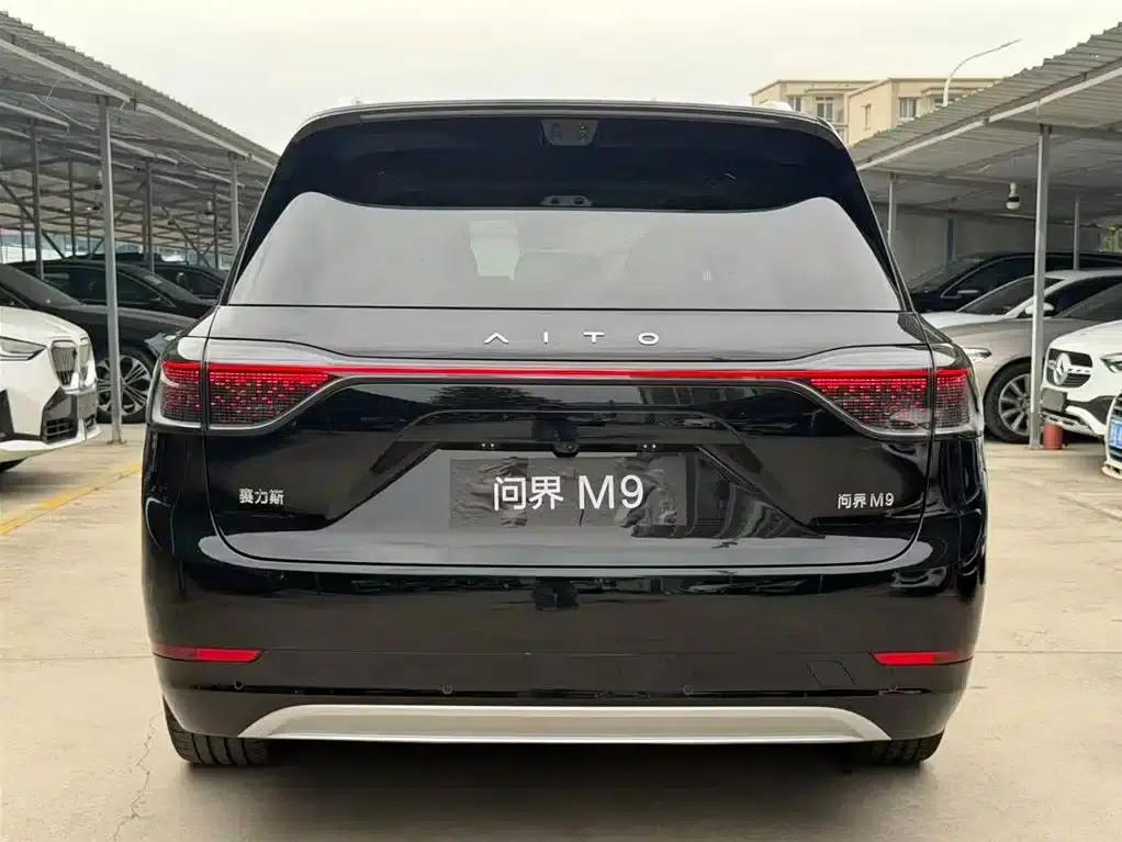 Wenjie M9 2025 Extended Range Ultra Edition 52kWh 5-Seat Version (192-line LiDAR) — миниатюра 8