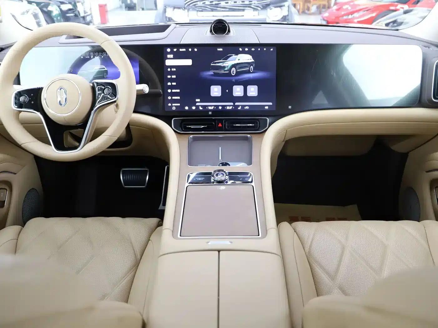 Wenjie M9 2025 Extended Range Ultra Edition 52kWh 5-Seat Version (192-line LiDAR) — миниатюра 14