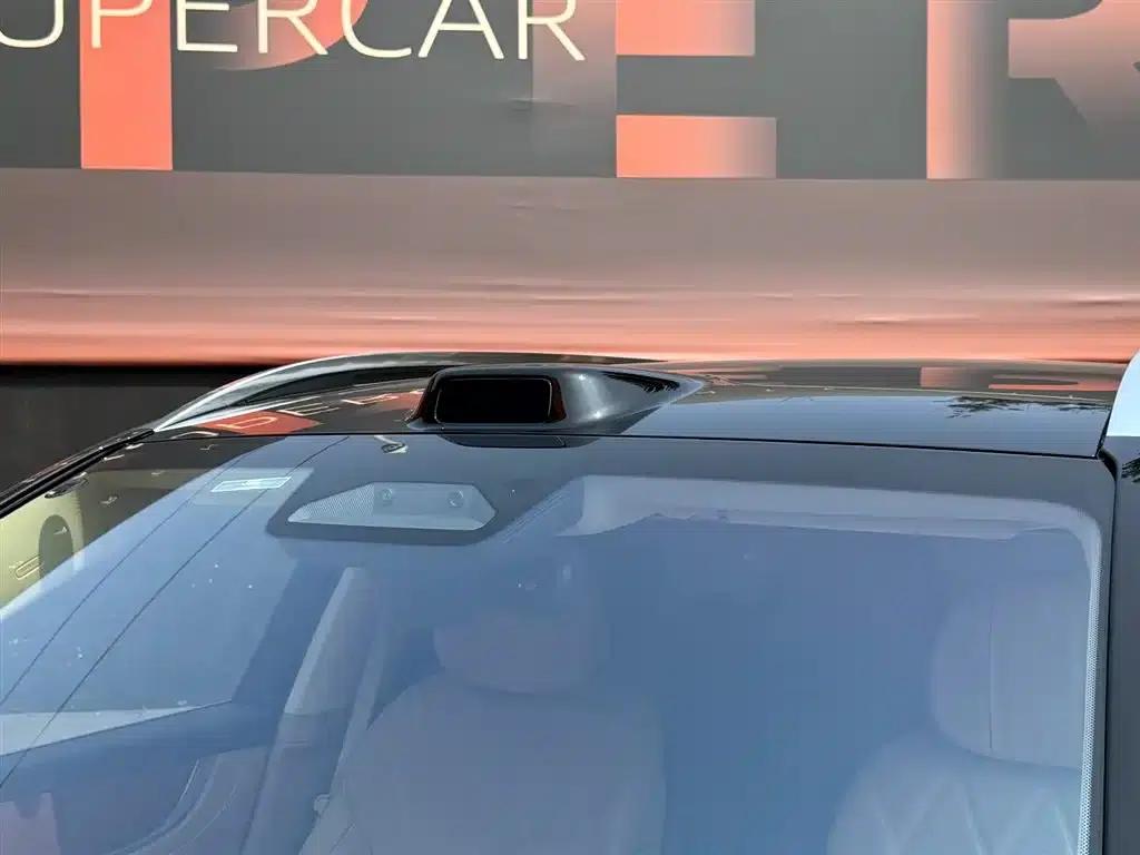 Wenjie M9 2025 Extended Range Ultra Edition 52kWh 5-Seat Version (192-line LiDAR) — миниатюра 23