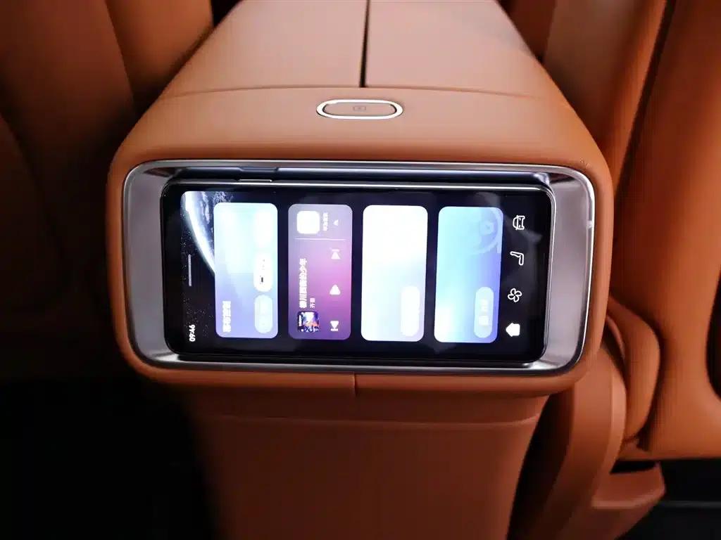 Wenjie M9 2025 Extended Range Ultra Edition 52kWh 5-Seat Version (192-line LiDAR) — миниатюра 24