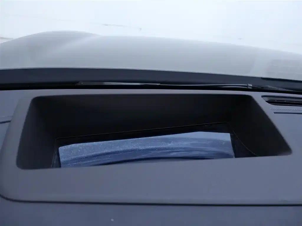 Wenjie M9 2025 Extended Range Ultra Edition 52kWh 5-Seat Version (192-line LiDAR) — миниатюра 27