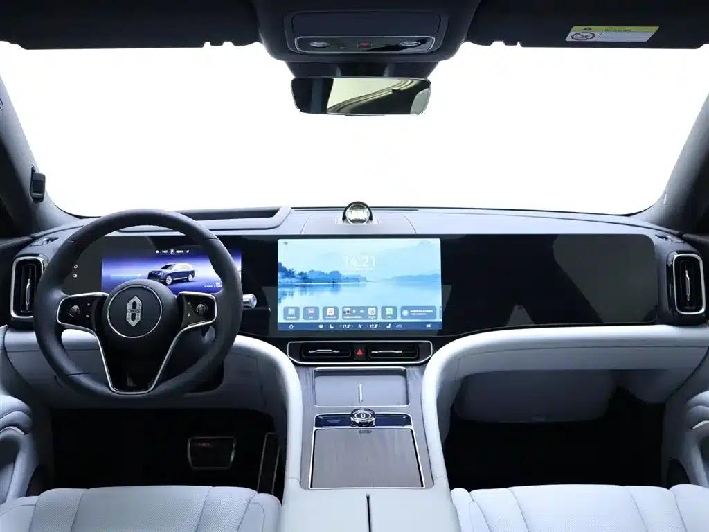 Wenjie M9 2024 Range Extended Ultra Edition 42kWh 6-Seater — миниатюра 13