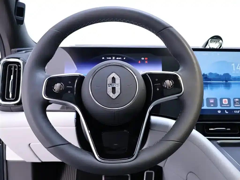 Wenjie M9 2024 Range Extended Ultra Edition 42kWh 6-Seater — миниатюра 16