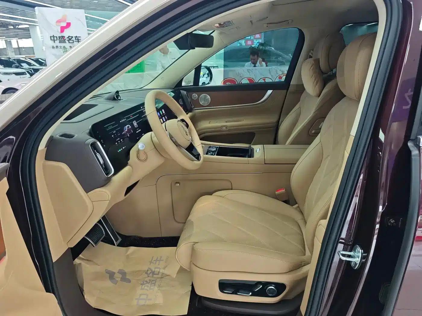 Wenjie M9 2025 Pure Electric Ultra Edition 100kWh 5-Seat Version (192-line LiDAR) — миниатюра 12