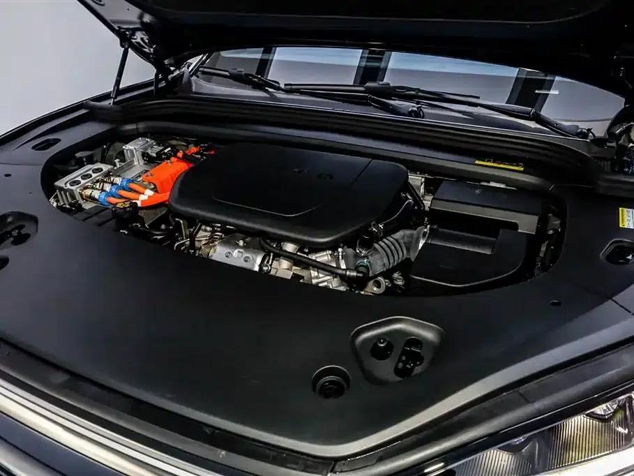 Wenjie M9 2025 Extended Range Ultra Edition 52kWh 5-Seat Version (192-line LiDAR) — миниатюра 11