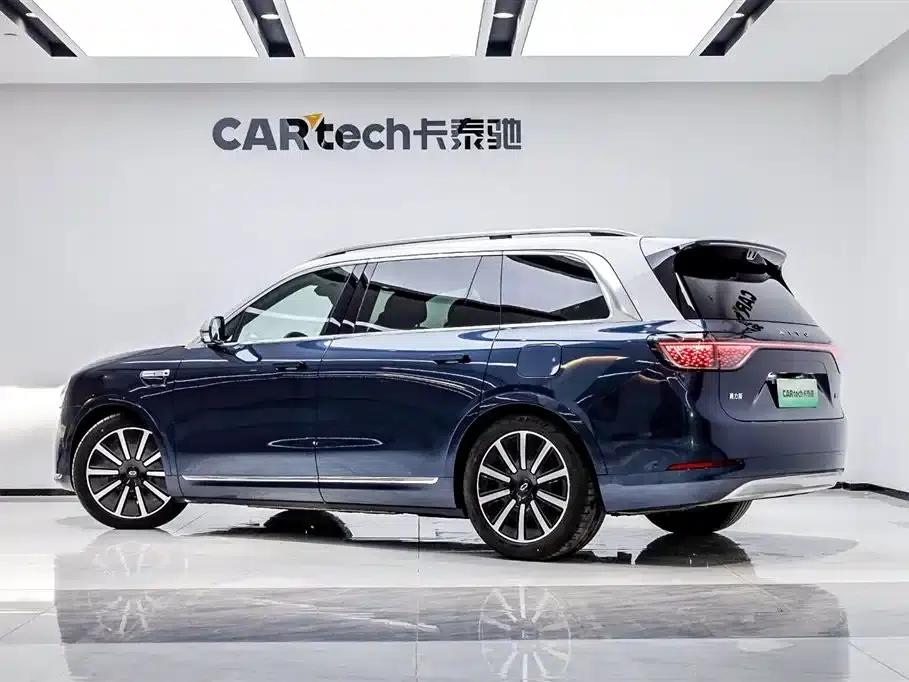 Wenjie M9 2025 Extended Range Ultra Edition 52kWh 5-Seat Version (192-line LiDAR) — миниатюра 16