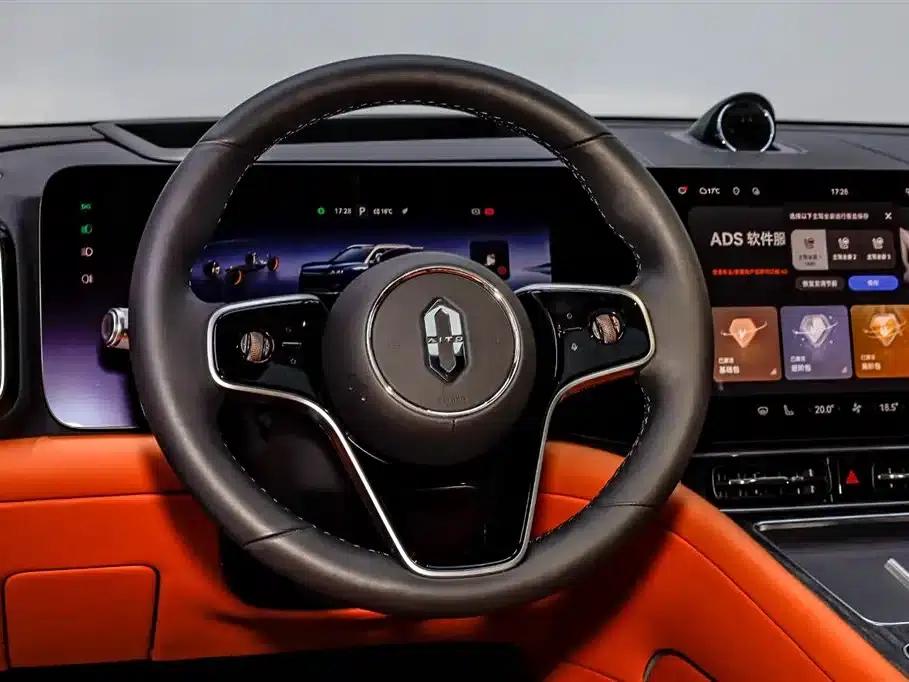 Wenjie M9 2025 Extended Range Ultra Edition 52kWh 5-Seat Version (192-line LiDAR) — миниатюра 36
