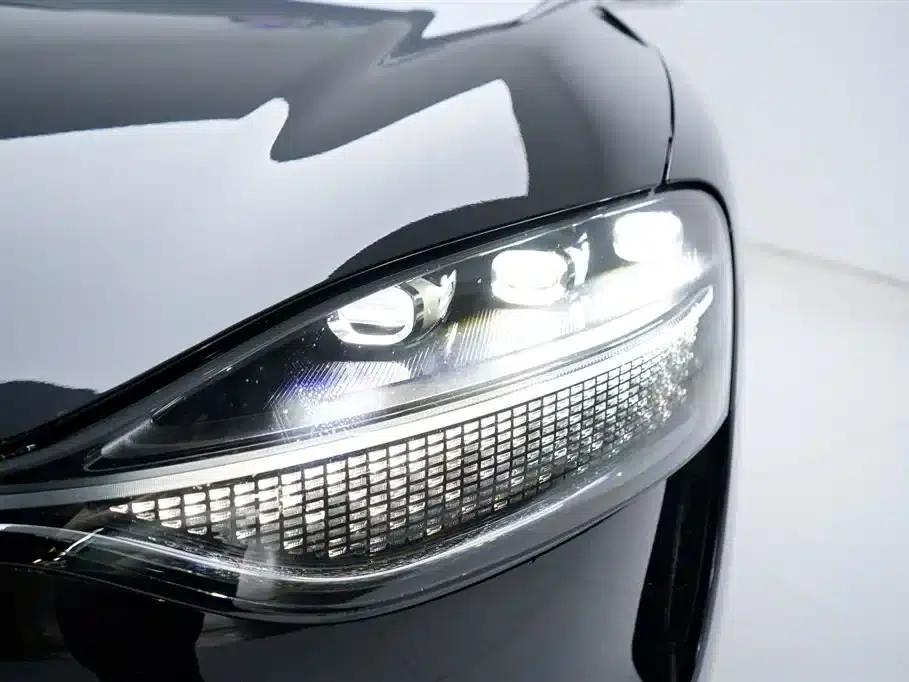 Wenjie M9 2024 Range Extended Max Edition 42kWh 6-Seater — миниатюра 12