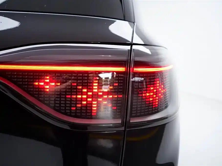Wenjie M9 2024 Range Extended Max Edition 42kWh 6-Seater — миниатюра 15