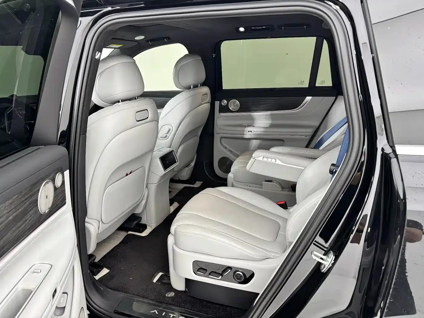 Wenjie M9 2025 Pure Electric Ultra Edition (100kWh, 6-seater, 192-line LiDAR) — миниатюра 4