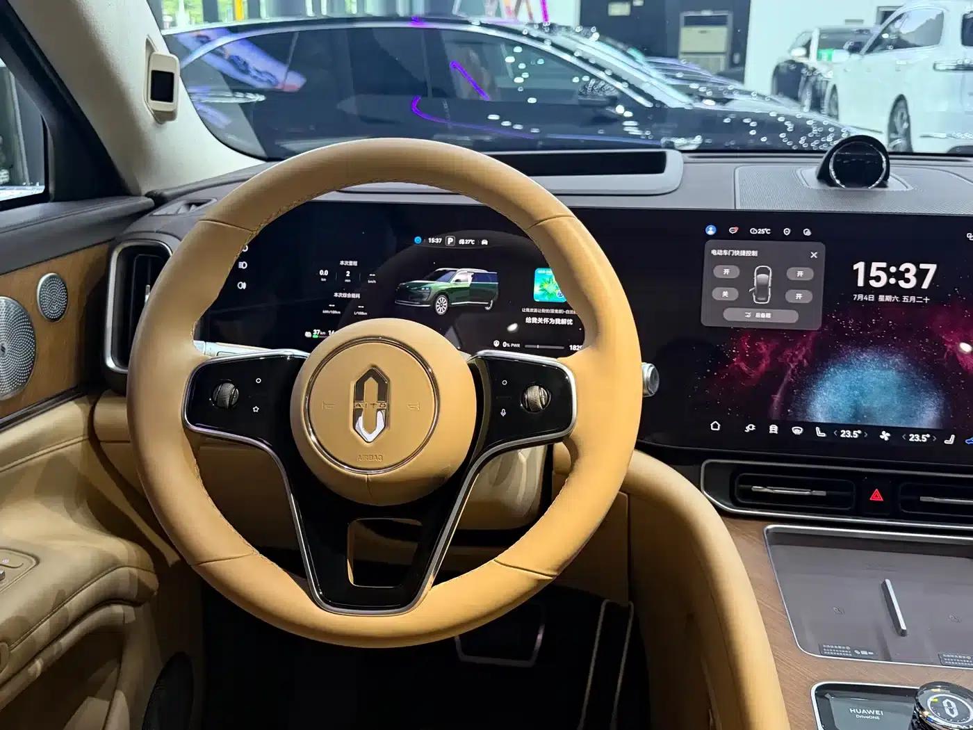Wenjie M9 2024 Range Extended Ultra Edition 42kWh 6-Seater — миниатюра 14