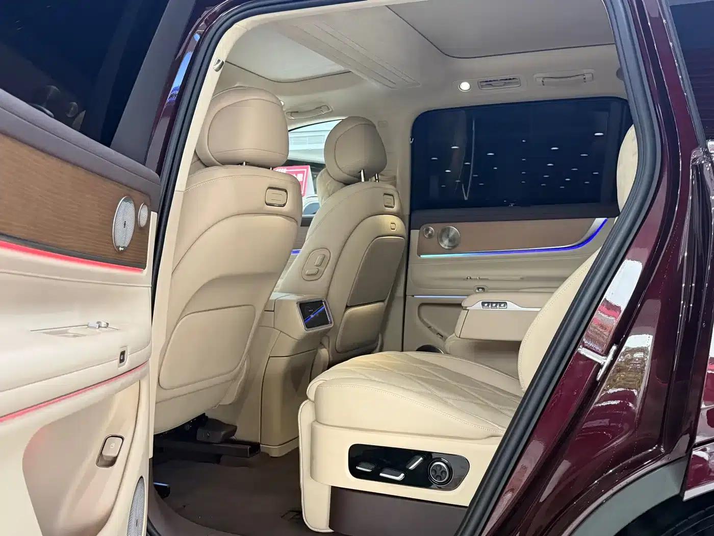 Wenjie M9 2025 Ultra Extended Range Edition 52kWh 6-Seat Version (192-line LiDAR) — миниатюра 11
