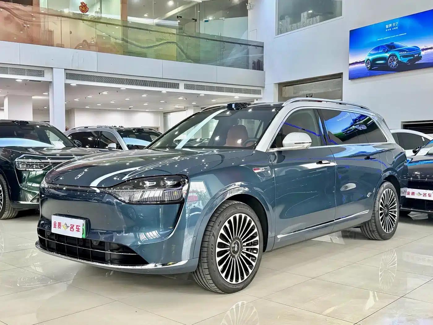 Wenjie M9 2024 Range Extended Ultra Edition 42kWh 6-Seater — миниатюра 1