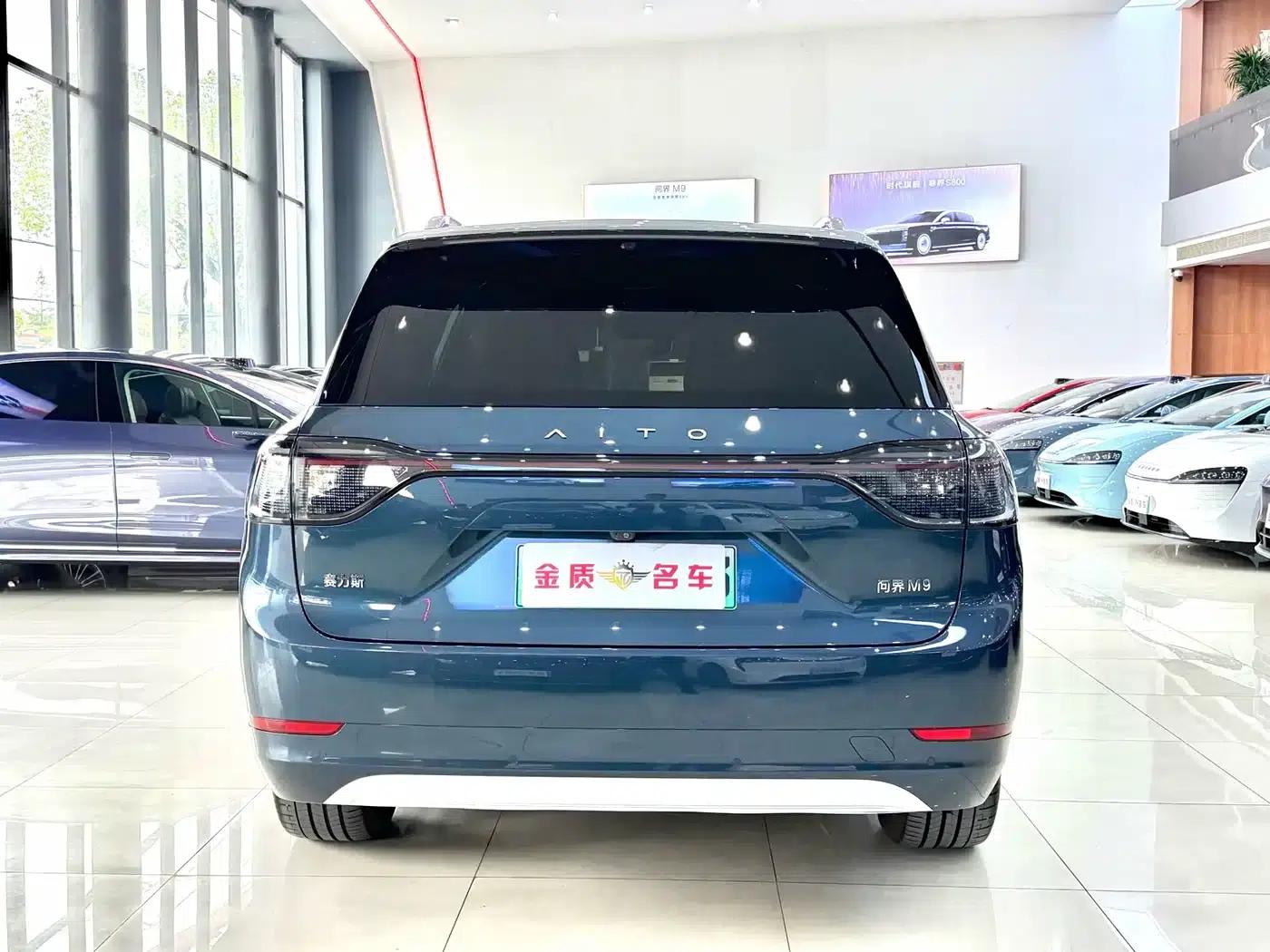 Wenjie M9 2024 Range Extended Ultra Edition 42kWh 6-Seater — миниатюра 17