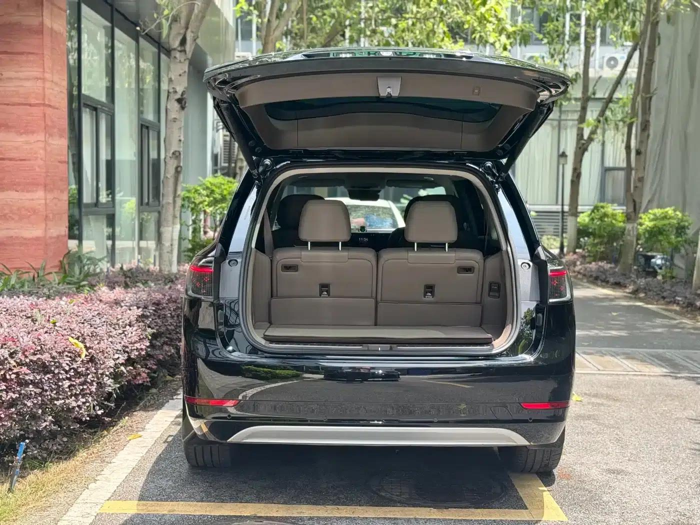 Wenjie M9 2024 Pure Electric Max Edition 100kWh 6-Seater — миниатюра 4
