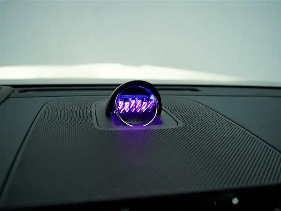 Wenjie M9 2024 Range Extended Max Edition 42kWh 6-Seater — миниатюра 17