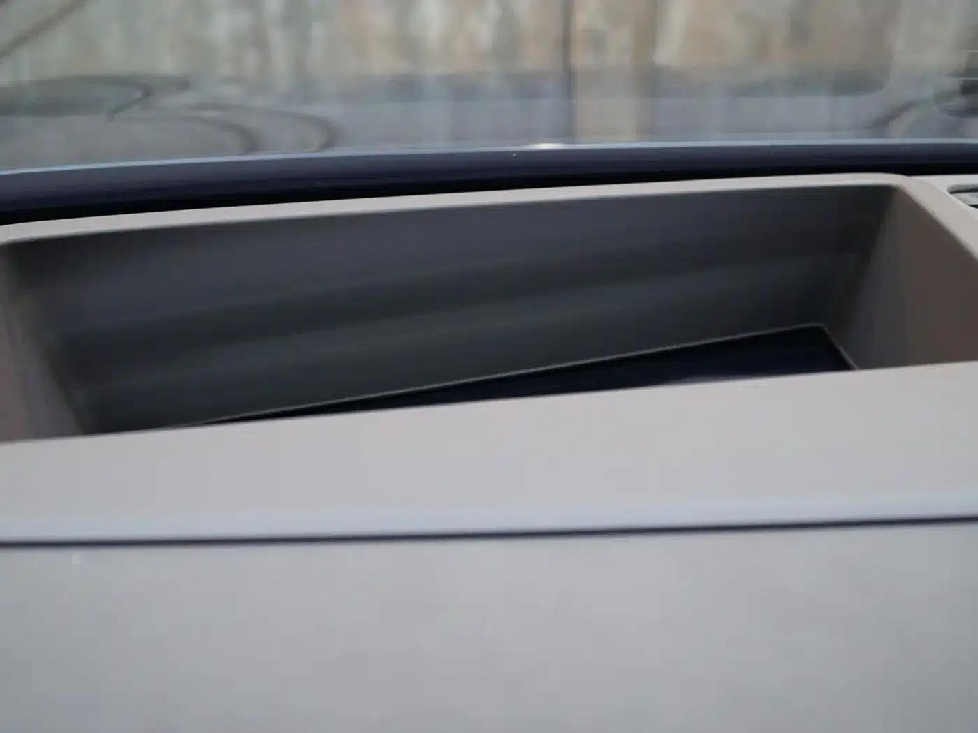 Wenjie M9 2025 Ultra Extended Range Edition (52kWh, 6-seater, 192-line LiDAR) — миниатюра 17