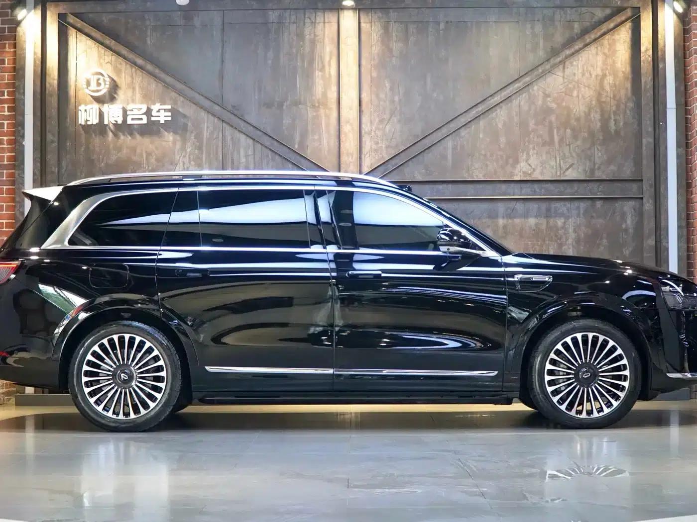 Wenjie M9 2025 Ultra Extended Range Edition (52kWh, 6-seater, 192-line LiDAR) — миниатюра 20