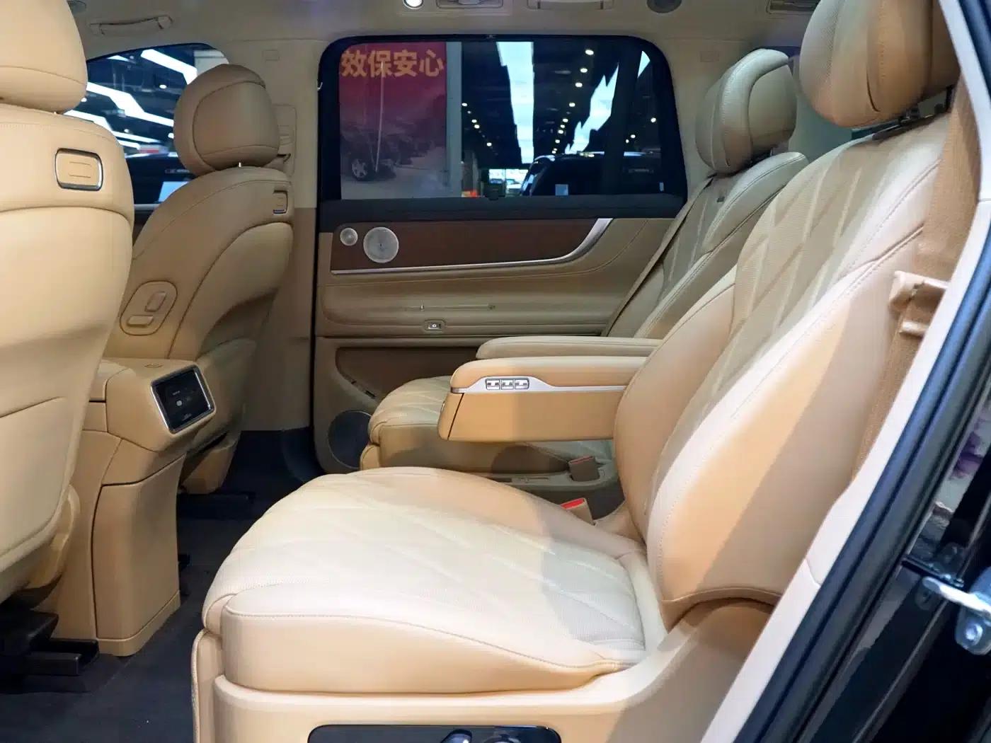Wenjie M9 2025 Ultra Extended Range Edition (52kWh, 6-seater, 192-line LiDAR) — миниатюра 5