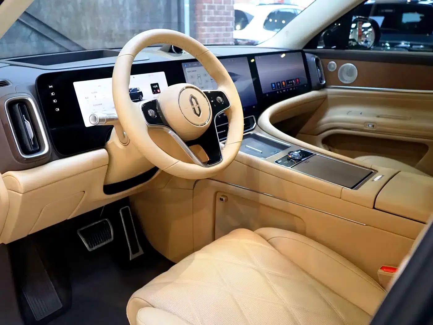Wenjie M9 2025 Ultra Extended Range Edition (52kWh, 6-seater, 192-line LiDAR) — миниатюра 7