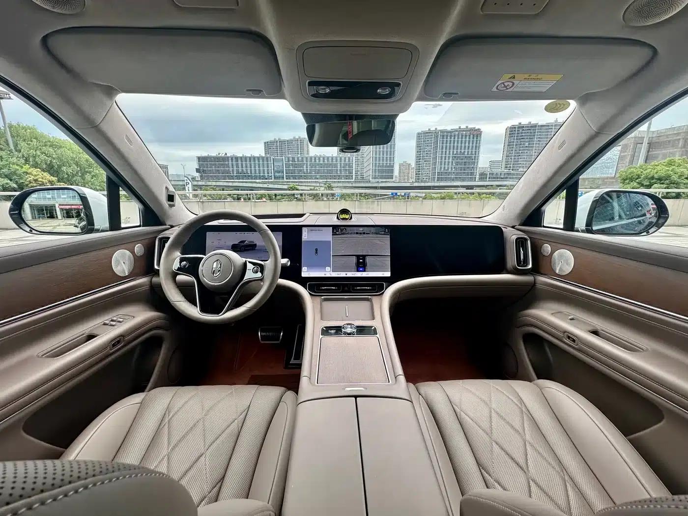 Wenjie M9 2024 Range Extended Ultra Edition 52kWh 6-Seater — миниатюра 11
