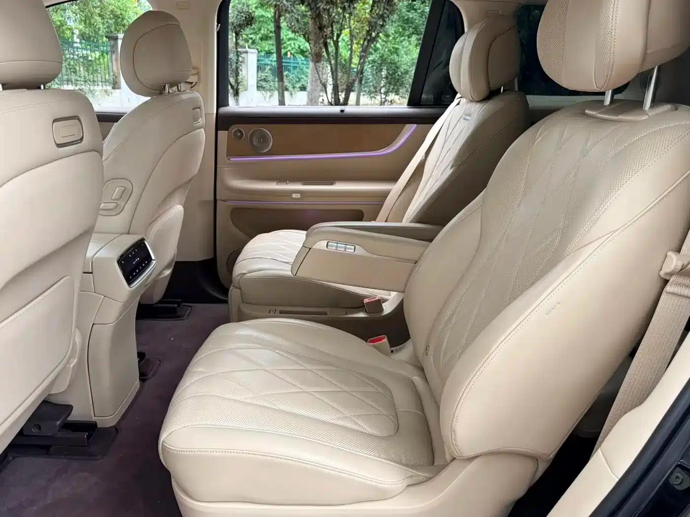 Wenjie M9 2024 Range Extended Ultra Edition 42kWh 6-Seater — миниатюра 12