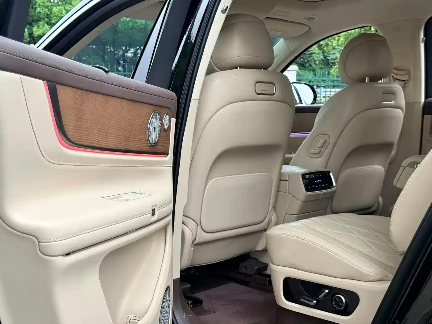 Wenjie M9 2024 Range Extended Ultra Edition 42kWh 6-Seater — миниатюра 14