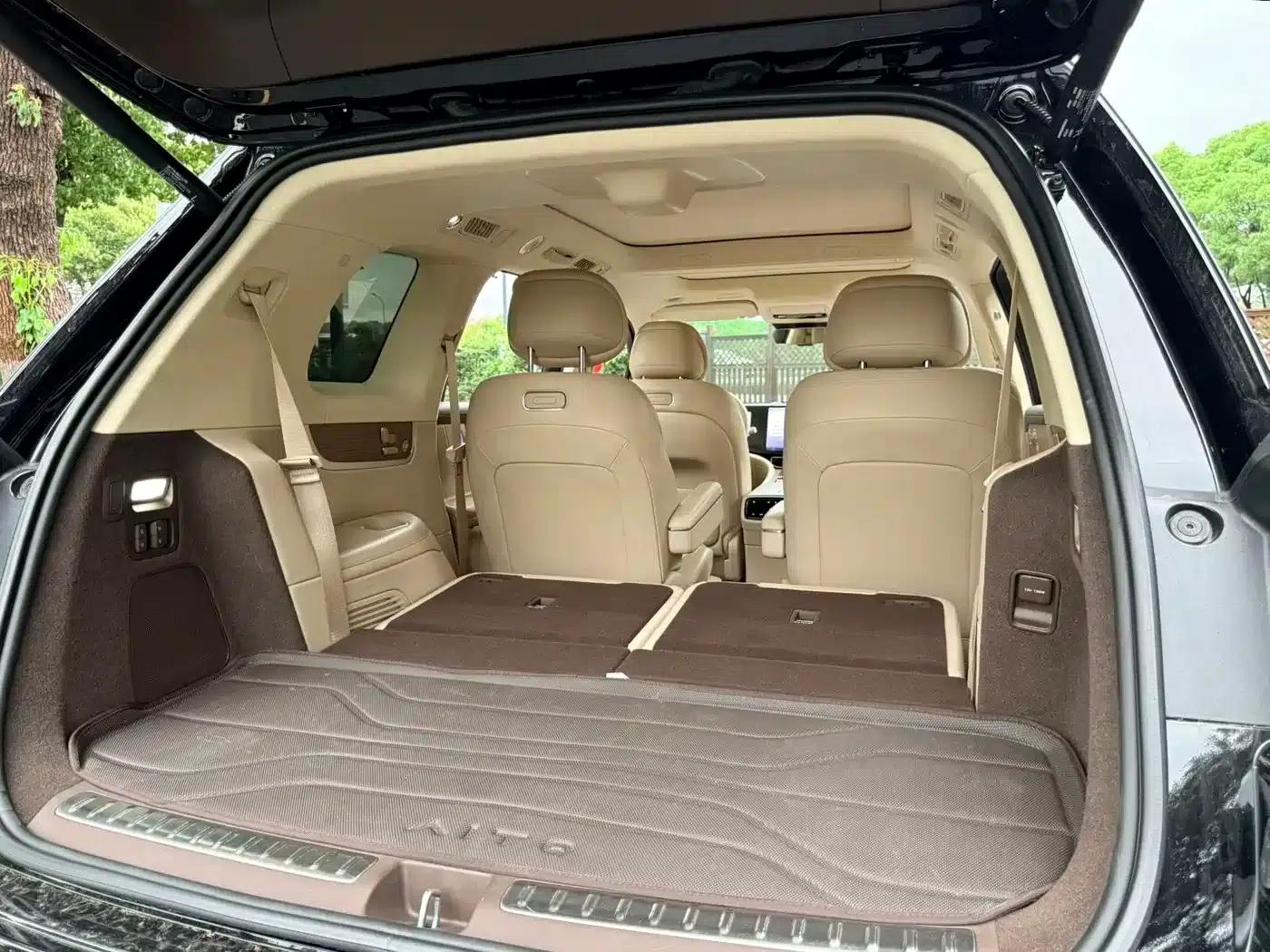 Wenjie M9 2024 Range Extended Ultra Edition 42kWh 6-Seater — миниатюра 17