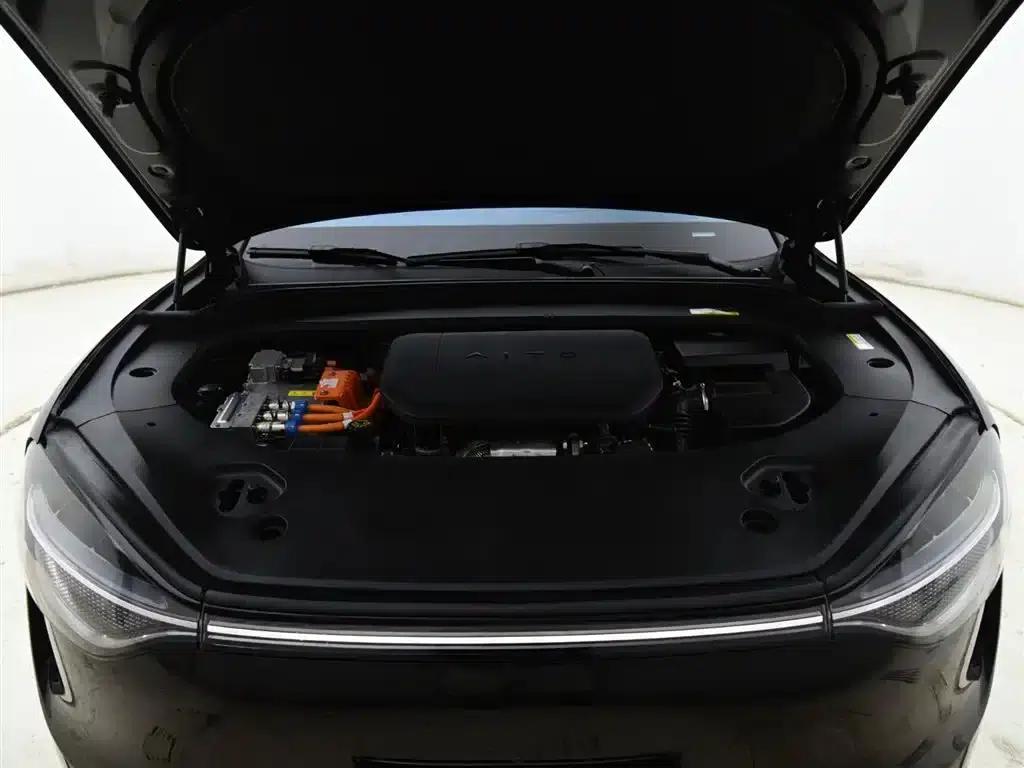 Wenjie M9 2024 Range Extended Ultra Edition 42kWh 6-Seater — миниатюра 12