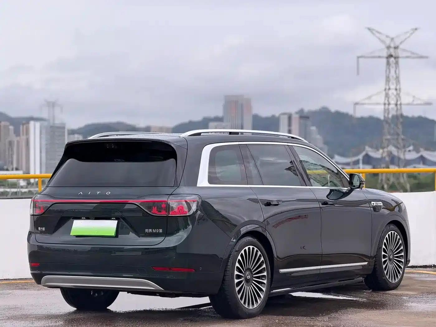 Wenjie M9 2025 Pure Electric Ultra Edition 100kWh 5-Seat Version (192-line LiDAR) — миниатюра 4
