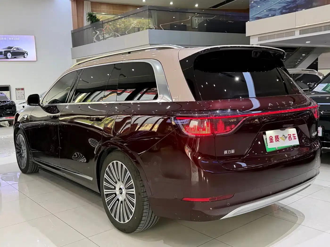 Wenjie M9 2025 Ultra Extended Range Edition 52kWh 6-Seat Version (192-line LiDAR) — миниатюра 18
