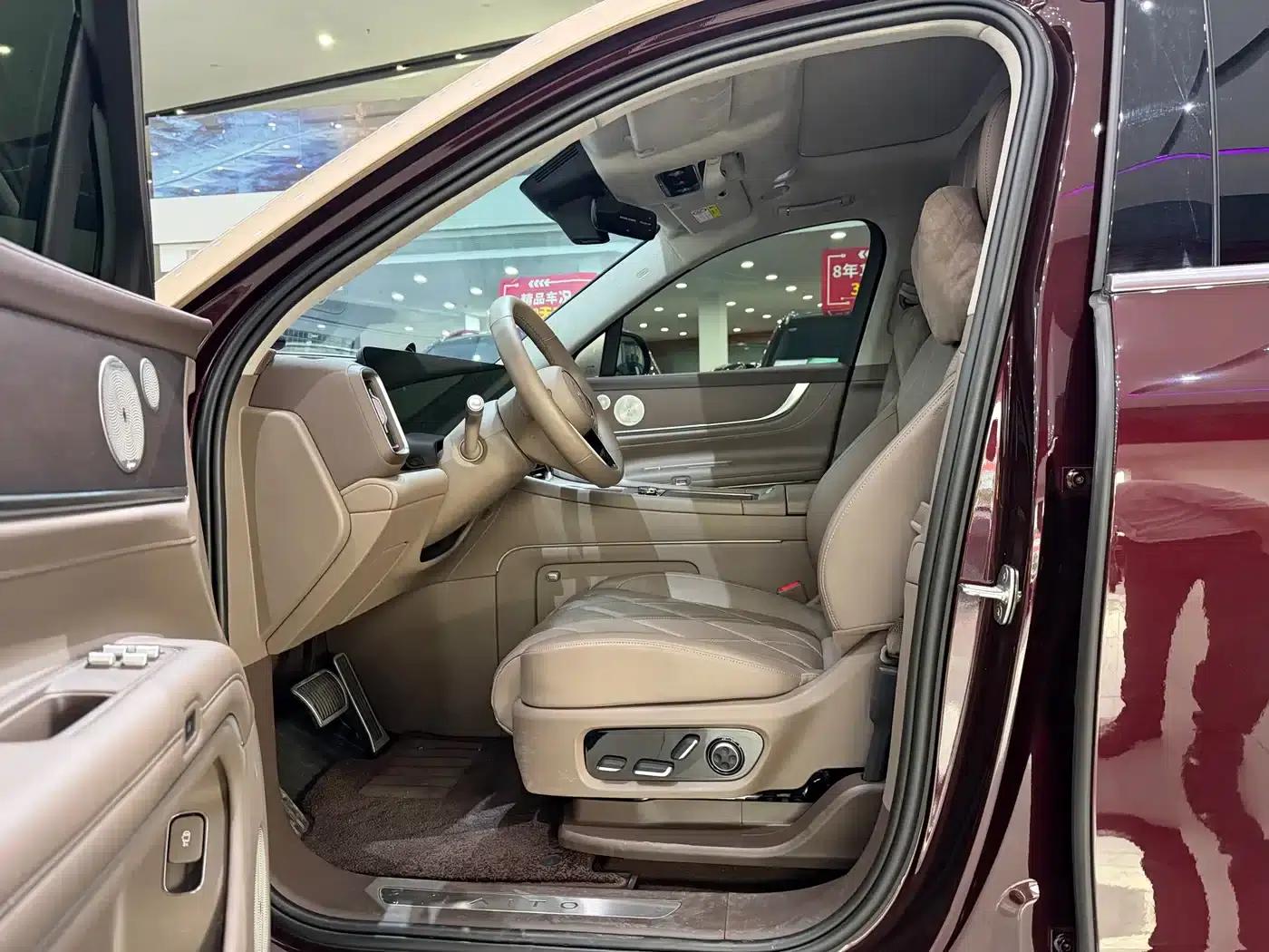 Wenjie M9 2025 Ultra Extended Range Edition 52kWh 6-Seat Version (192-line LiDAR) — миниатюра 7