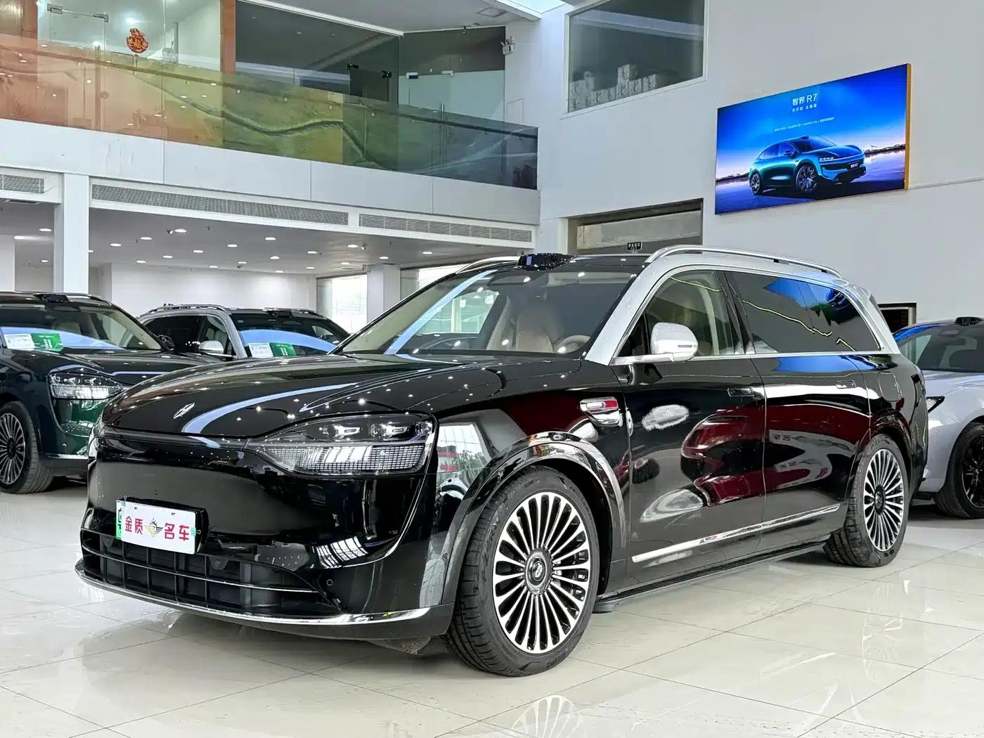 Wenjie M9 2025 Ultra Extended Range Edition 52kWh 6-Seat Version (192-line LiDAR) — миниатюра 1