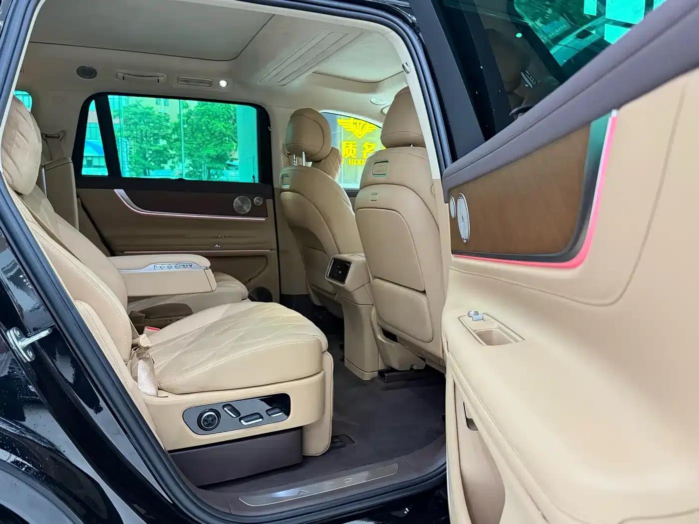 Wenjie M9 2025 Ultra Extended Range Edition 52kWh 6-Seat Version (192-line LiDAR) — миниатюра 15