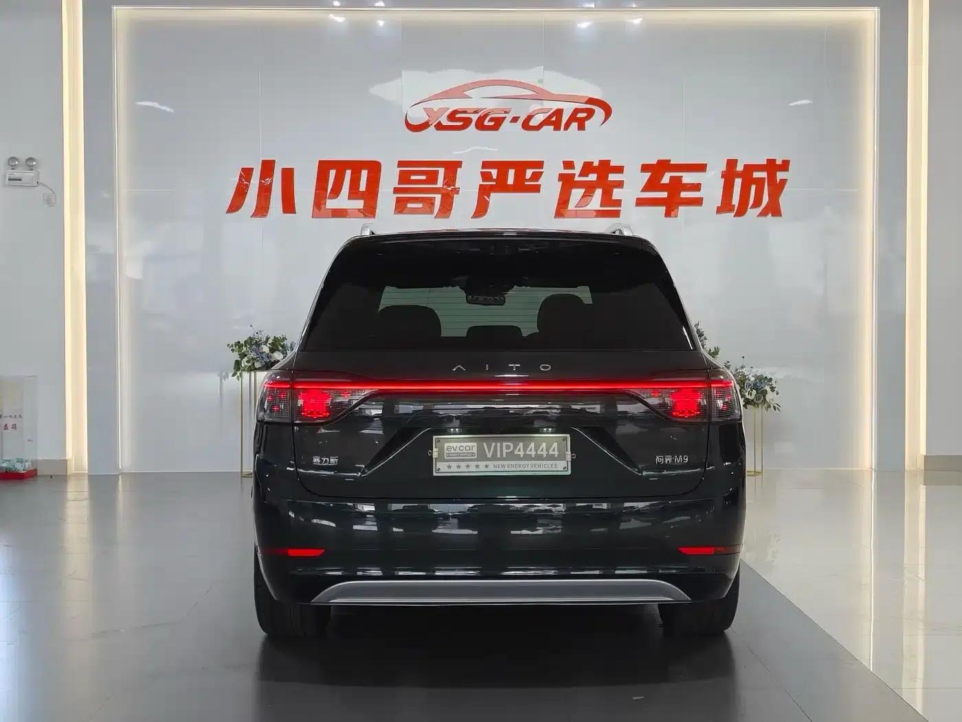 Wenjie M9 2025 Extended Range Ultra Edition 52kWh 5-Seat Version (896-line LiDAR) — миниатюра 5