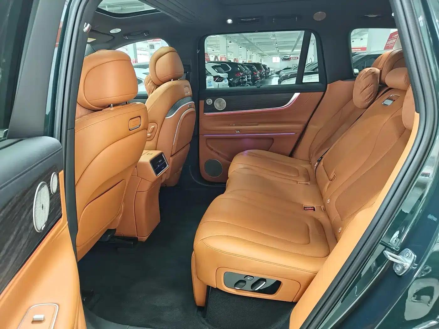 Wenjie M9 2025 Extended Range Ultra Edition 52kWh 5-Seat Version (896-line LiDAR) — миниатюра 10