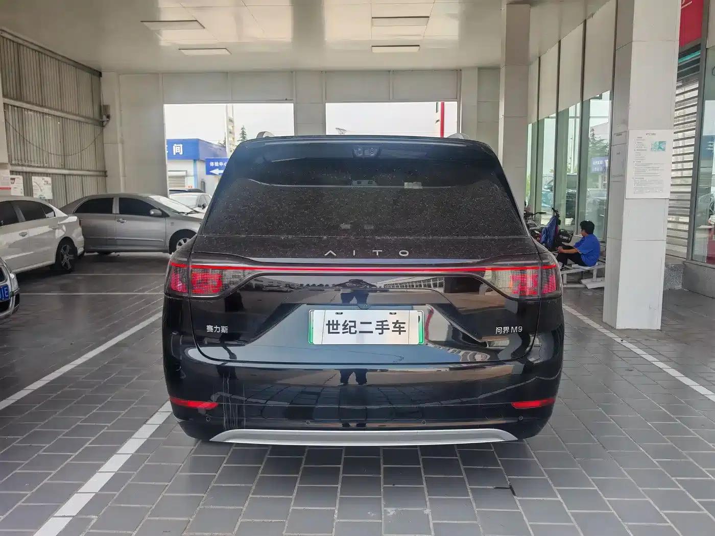 Wenjie M9 2025 Ultra Extended Range Edition 52kWh 6-Seat Version (192-line LiDAR) — миниатюра 13