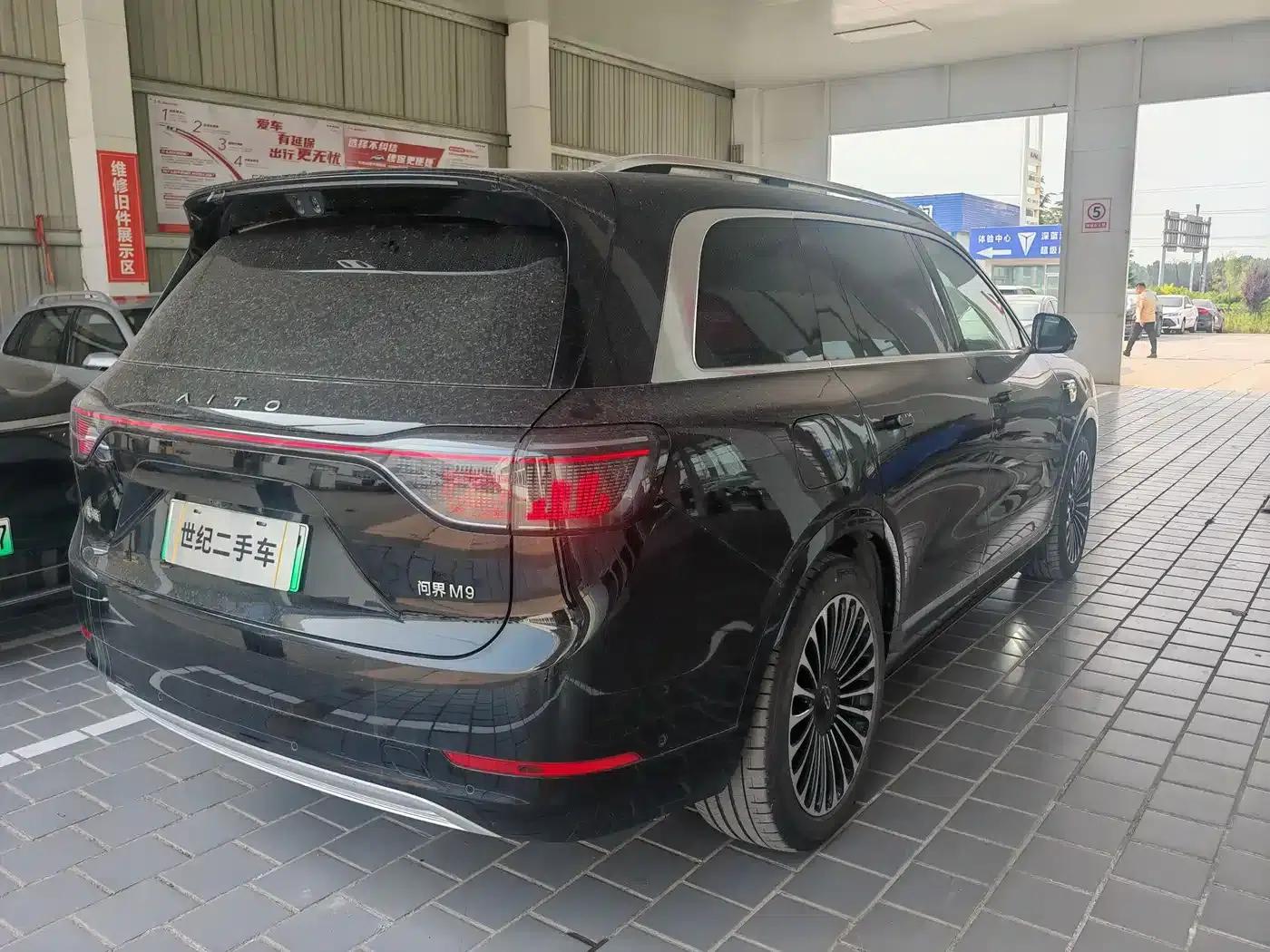 Wenjie M9 2025 Ultra Extended Range Edition 52kWh 6-Seat Version (192-line LiDAR) — миниатюра 14