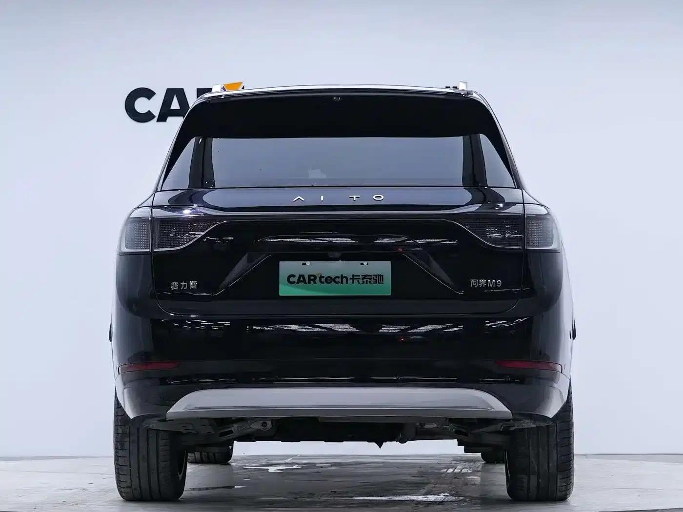 Wenjie M9 2024 Range Extended Max Edition 42kWh 6-Seater — миниатюра 2