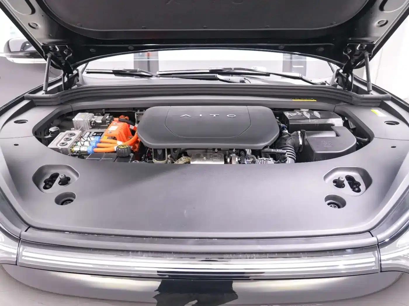 Wenjie M9 2024 Range Extended Max Edition 42kWh 6-Seater — миниатюра 20