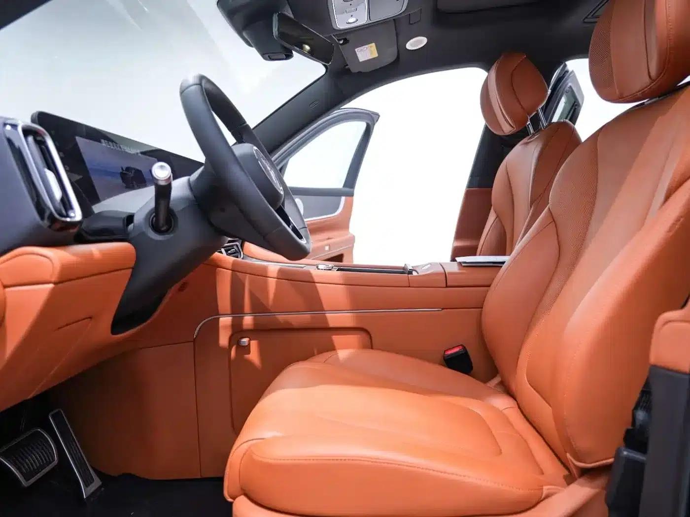 Wenjie M9 2024 Range Extended Max Edition 42kWh 6-Seater — миниатюра 24
