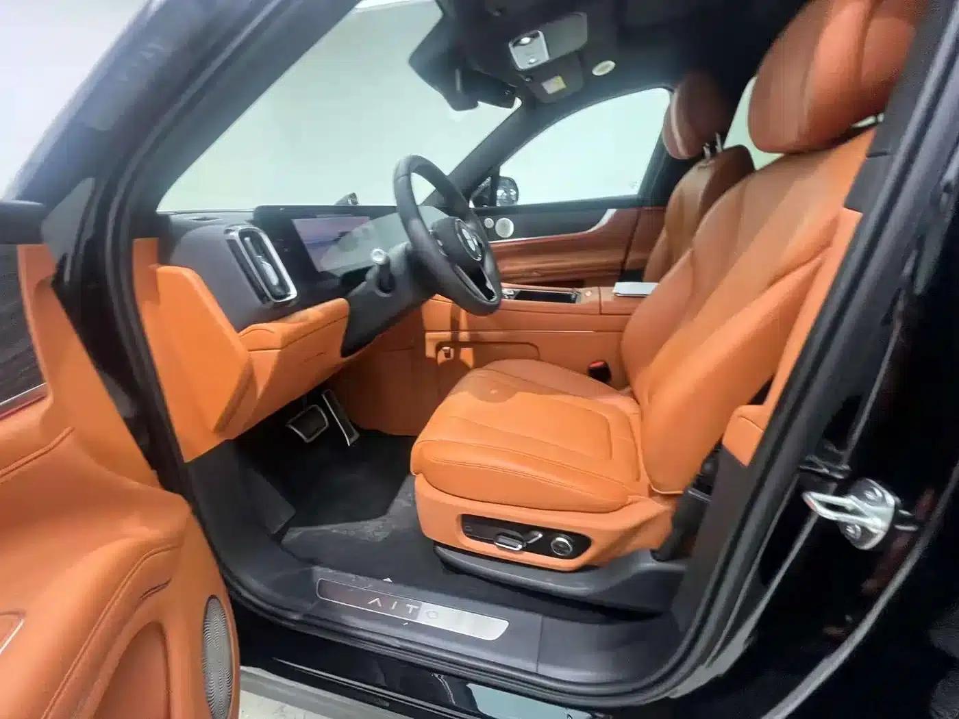 Wenjie M9 2024 Range Extended Max Edition 42kWh 6-Seater — миниатюра 26