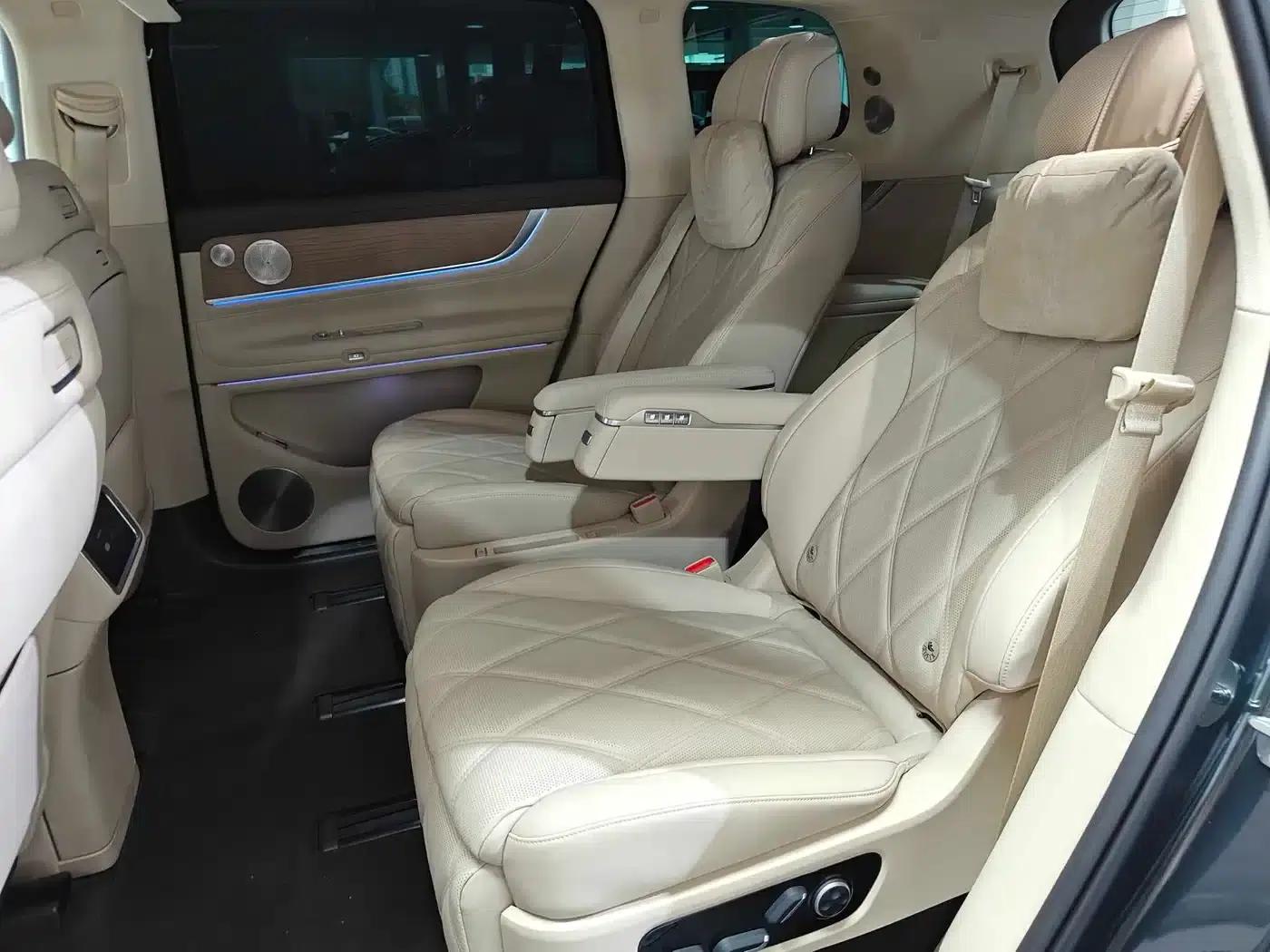 Wenjie M9 2024 Pure Electric Ultra Edition 100kWh 6-Seater — миниатюра 7