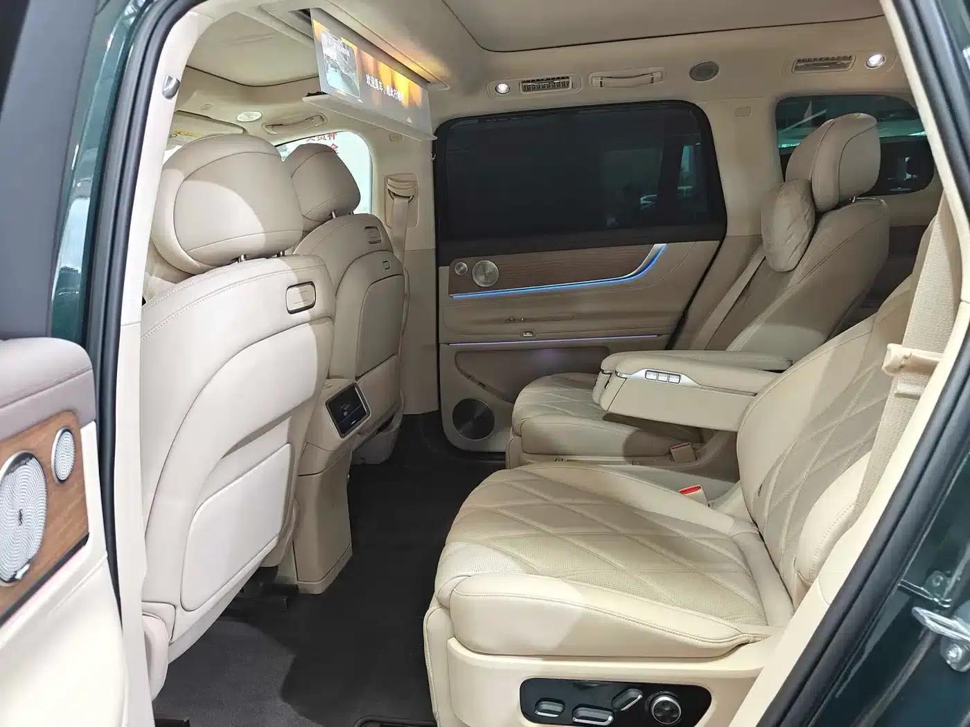 Wenjie M9 2024 Pure Electric Ultra Edition 100kWh 6-Seater — миниатюра 8