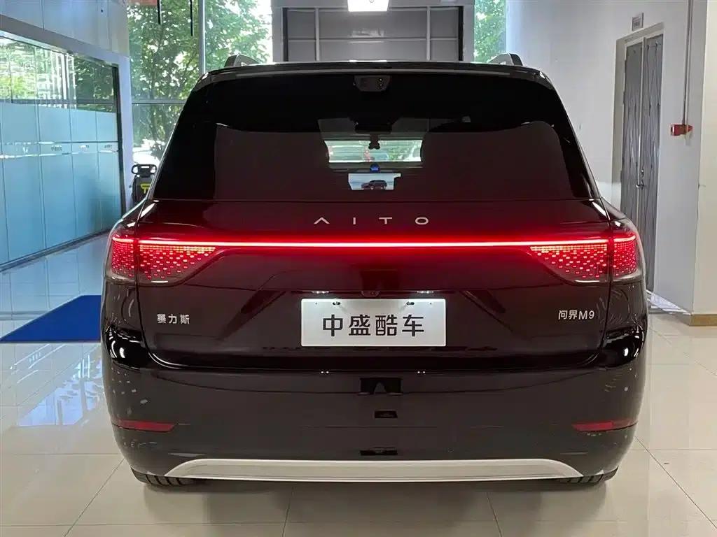 Wenjie M9 2025 Ultra Extended Range Edition (52kWh, 6-seater, 192-line LiDAR) — миниатюра 30