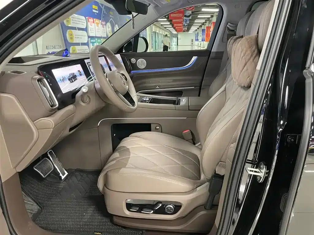 Wenjie M9 2025 Ultra Extended Range Edition (52kWh, 6-seater, 192-line LiDAR) — миниатюра 8